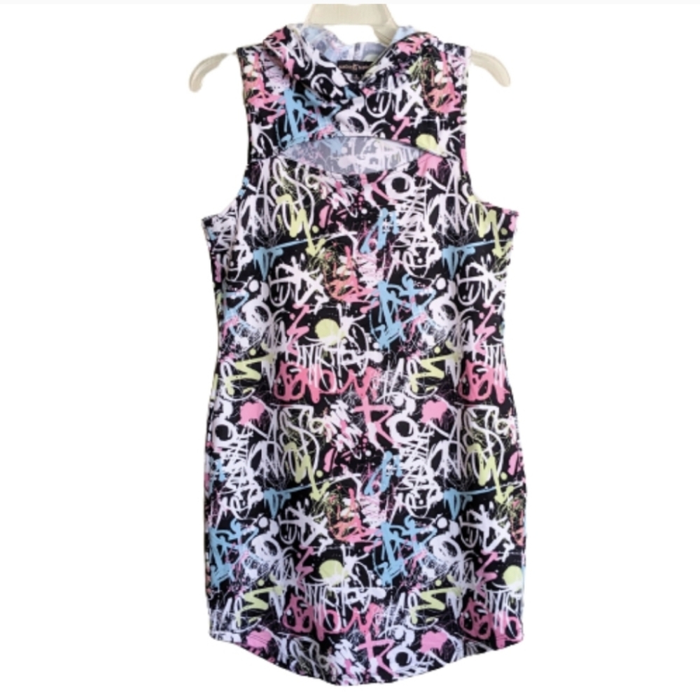 Almost Famous Dress Multicolor Hooded Tank Top Cut-out Graffiti Art Print